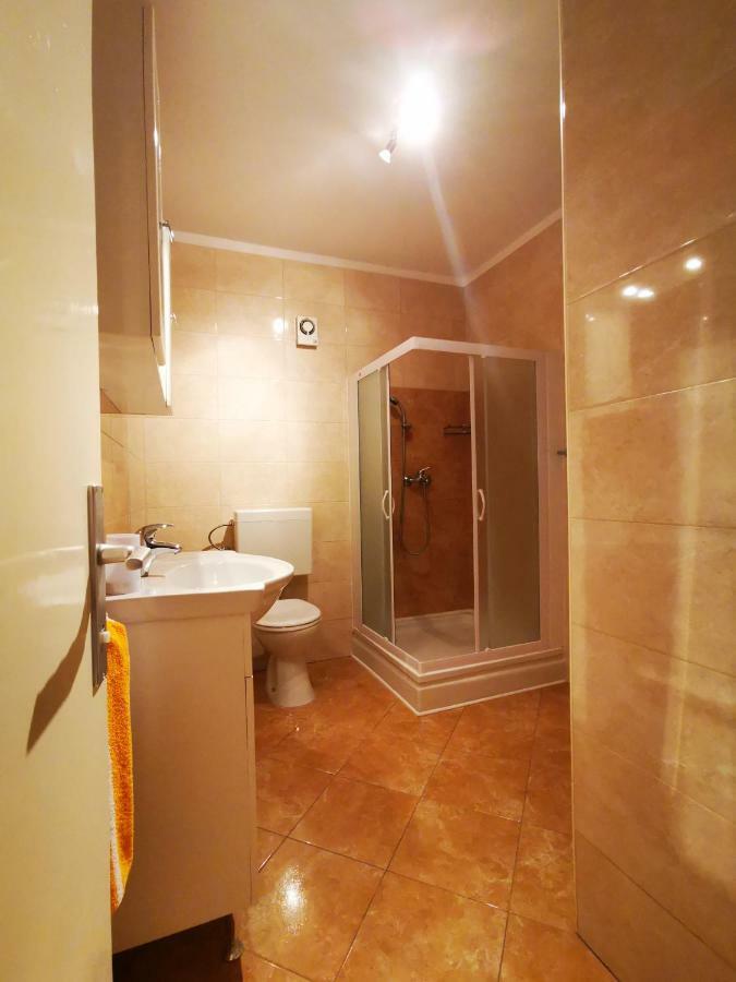 Apartmani Franciska Раб Экстерьер фото