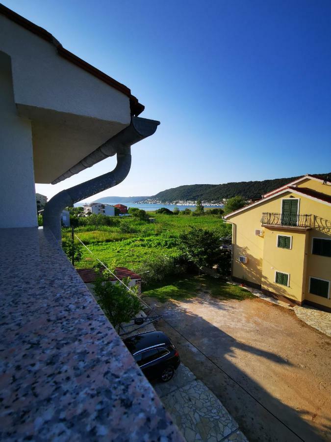 Apartmani Franciska Раб Экстерьер фото