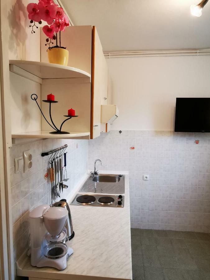 Apartmani Franciska Раб Экстерьер фото